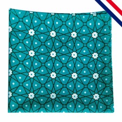 Pochette de costume bleu canard à motifs Asanoha blancs et noirs